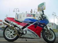 Honda VFR 400R 1988 - 5-2187VFR400R_NC24-med.jpg